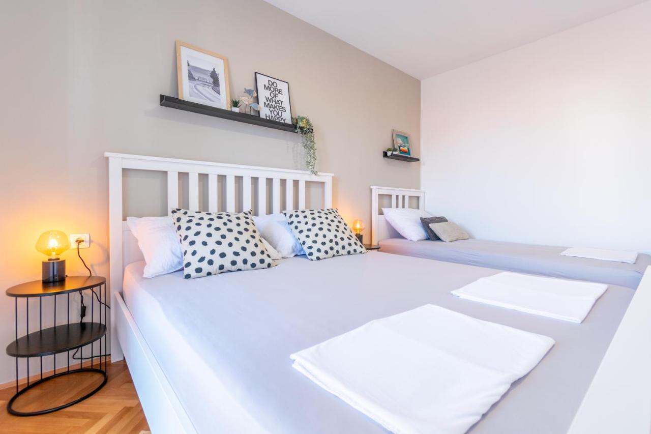 Apartmani Zora Makarska Exterior foto